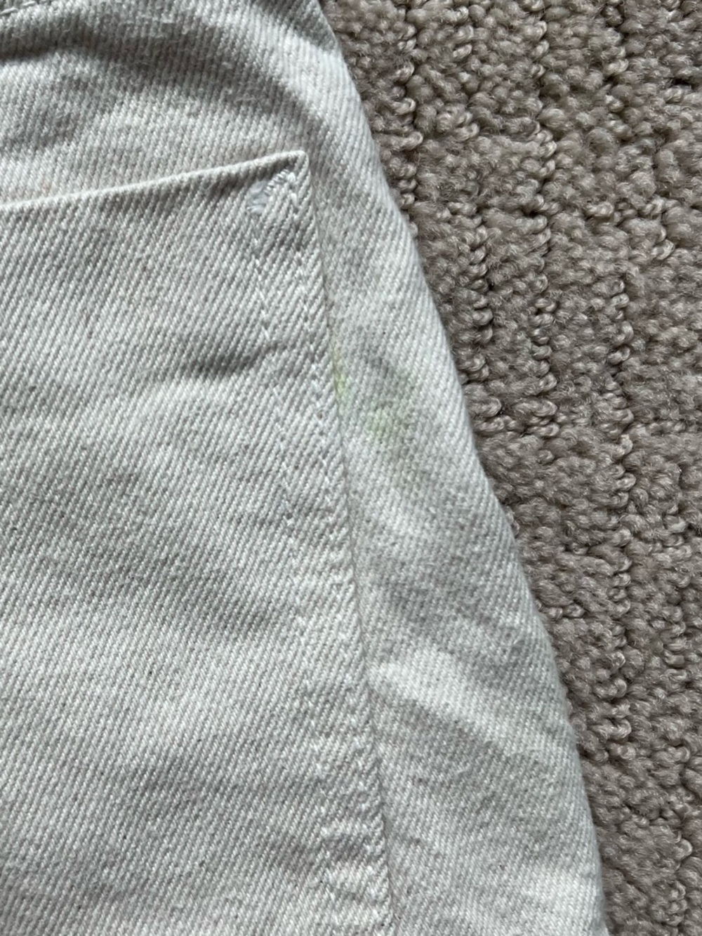 Zara High-Waisted Raw Hem Denim Shorts - Picture 7 of 8